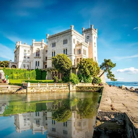 Barbacan Boutique Hotell *