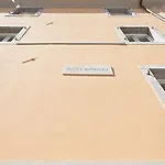 Barbacan Boutique Hotel