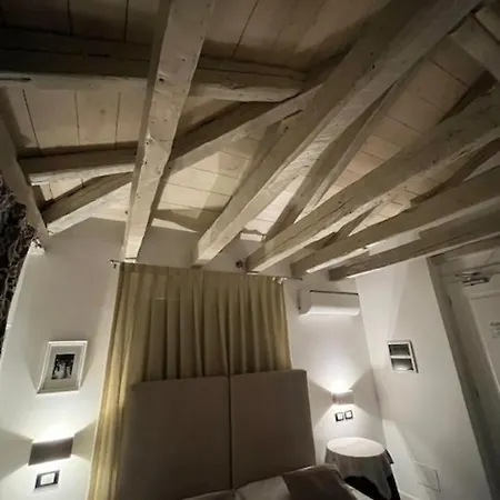 Barbacan Boutique Hotel