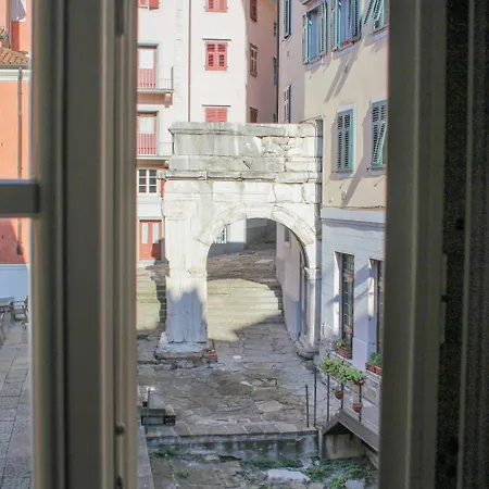 Barbacan Boutique فندق