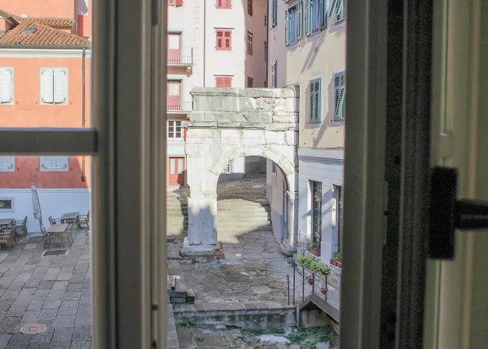 Barbacan Boutique Hotel